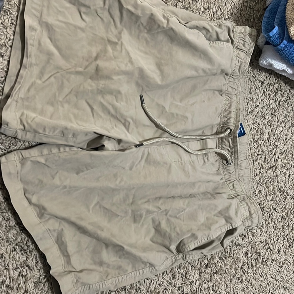 Mens Large elastic waist cargo style shorts